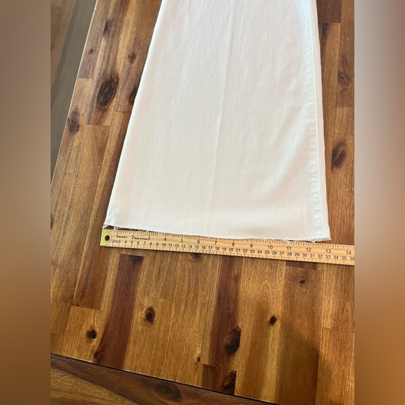 Madewell Flared Wide-Leg Crop Jeans Women's Size 29 in Pure White raw hem NEW - Picture 10 of 15